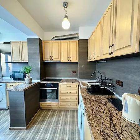 Top Central Apartment * Varna